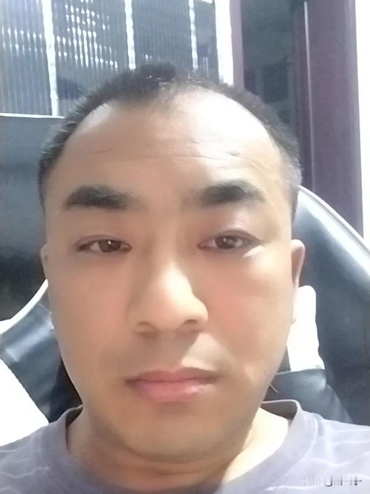 今日是 6 月 25 号，是我工作的月末。明天是下个月的开始。希望一切安好。
今
