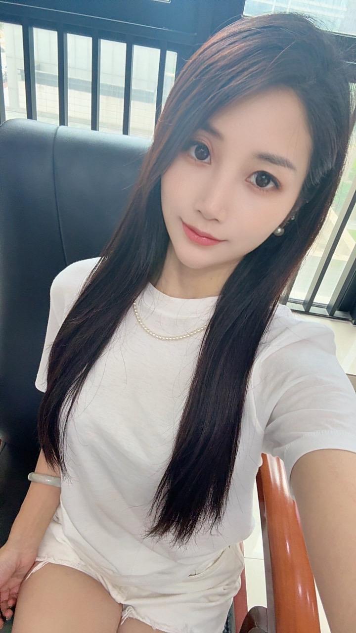又熬夜了吧，别说谎，是缺钱……还是缺爱？