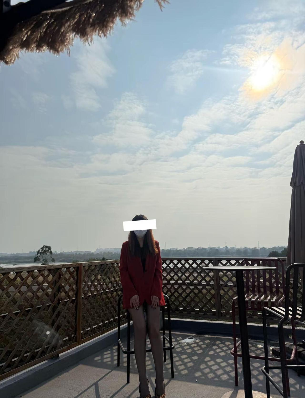 慢慢的   漫漫的   满满的把日子过得平淡。