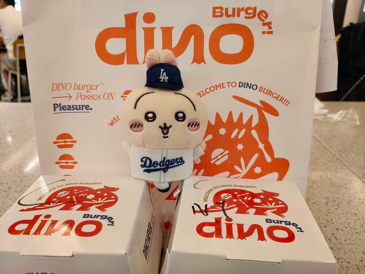 兔吃汉堡🍔 
