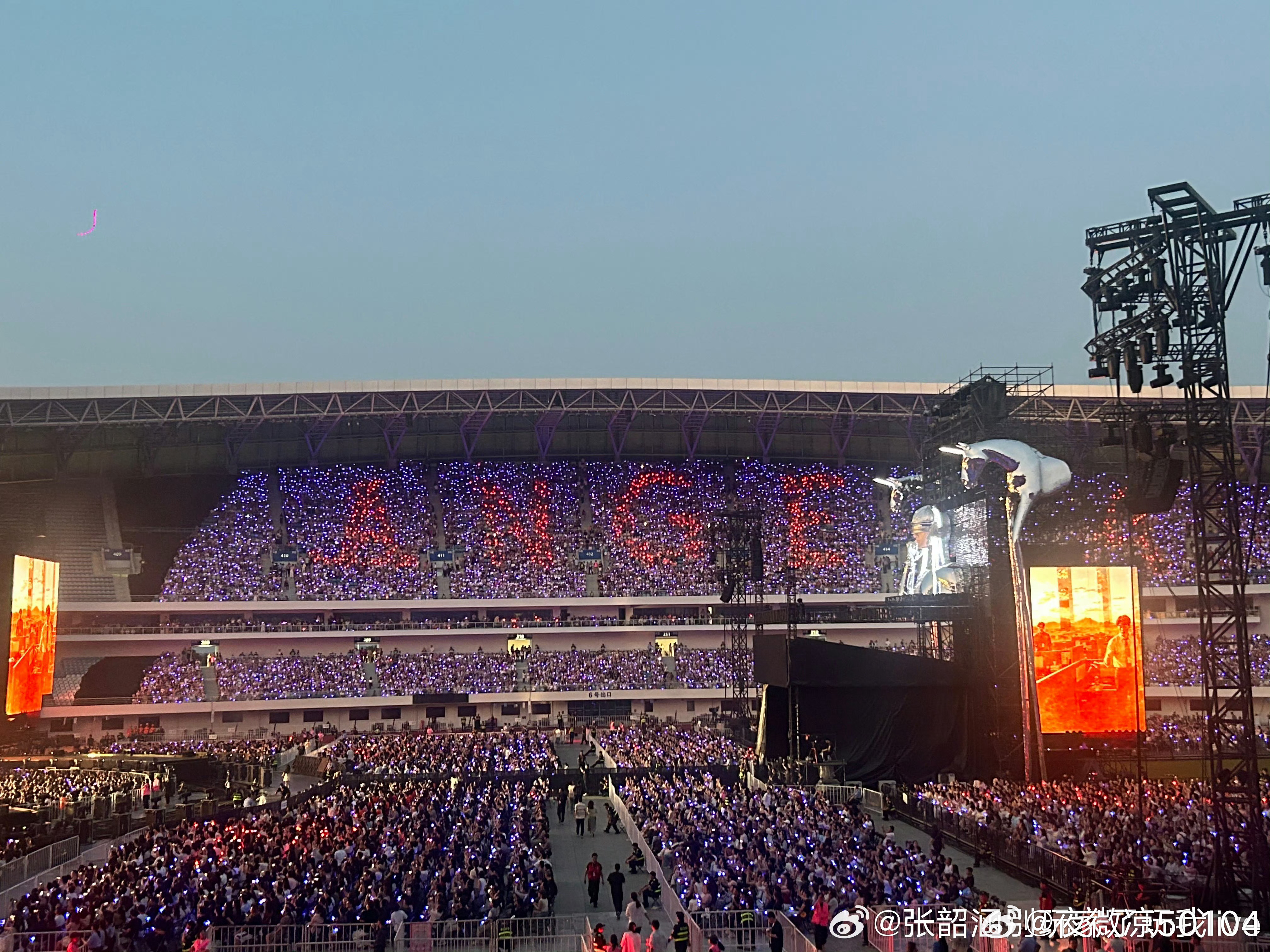 张韶涵滁州站内场刷新场馆纪录张韶涵在三线城市的上座率不少歌手难撑三线城市满场，张