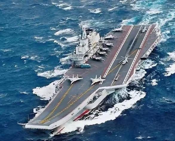 日本7.5级强震来袭，辽宁舰编队安然无恙的背后，哪是“上天保佑”？
 
北京时间