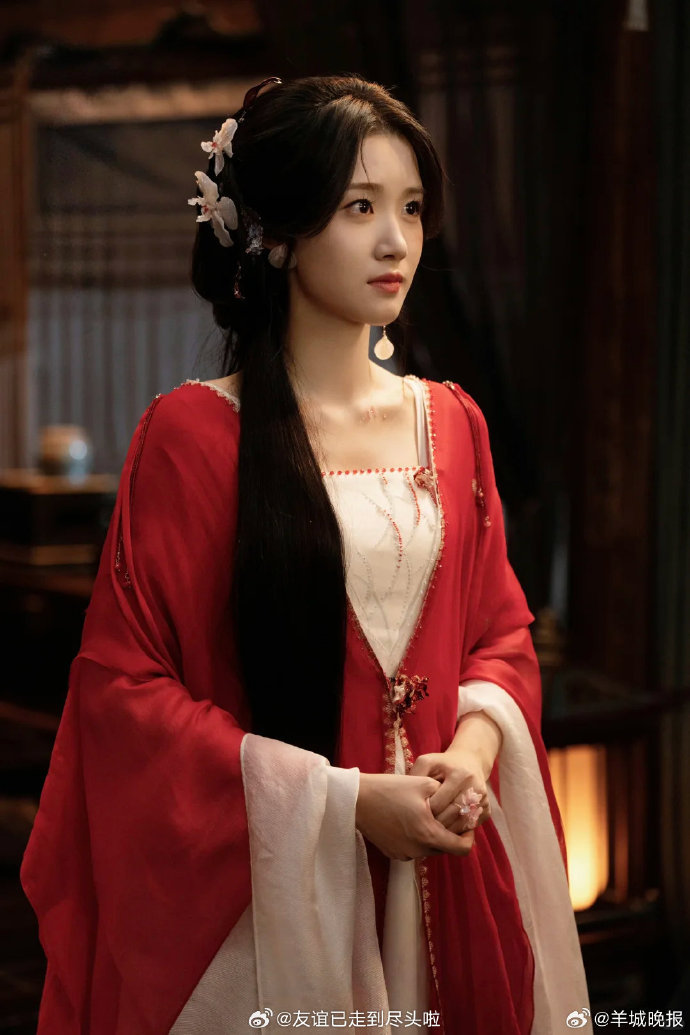 曝卢昱晓将出演明月曾照小重山 卢昱晓×明月曾照小重山 