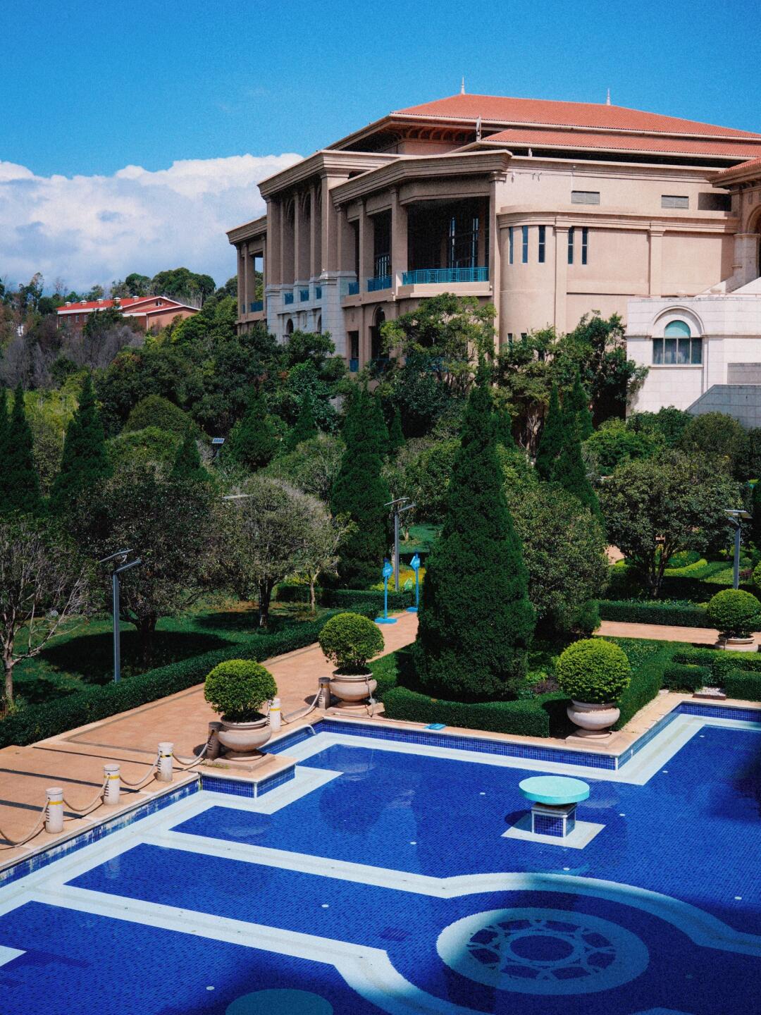 真没在南法度假！这里是云南抚仙湖！