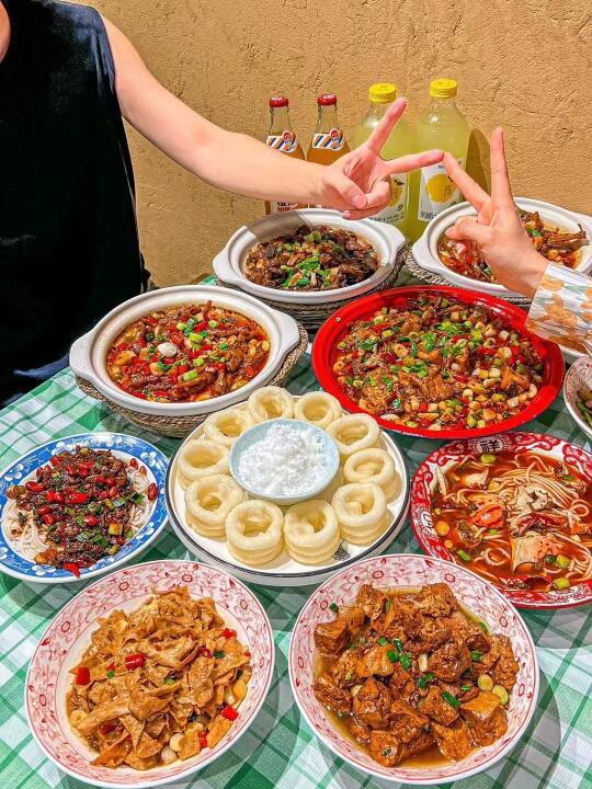 合肥江西菜顶流！中环城这家辣到灵魂出窍！