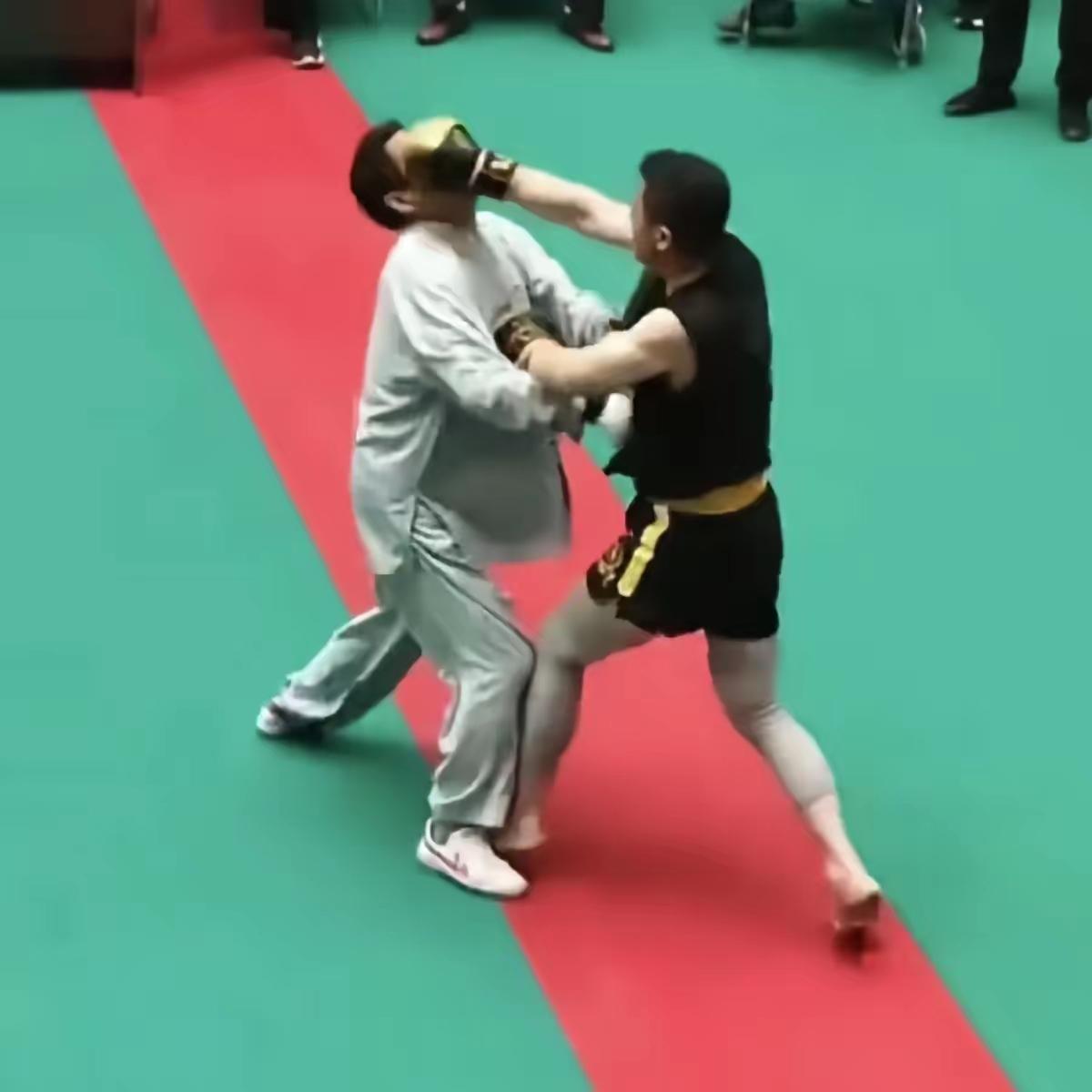 【王庆民成就了马保国】现在马保国到处商演，混得风生水起，吃香喝辣。可击倒马保国的