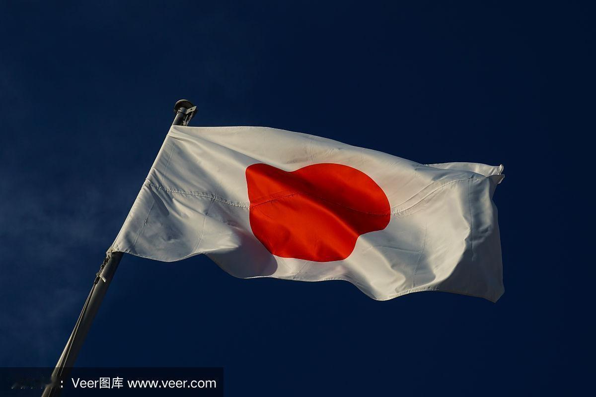 日本跟着美国签了个声明，不承认中国在南海的岛礁地位。日本随后又炒作所谓“规则”，