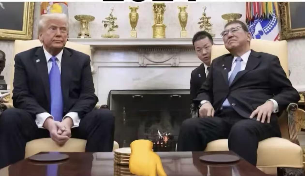 对照这两张日本前任与现任首相与特朗普的合影，网友们终于理解了石破茂为什么这么早就