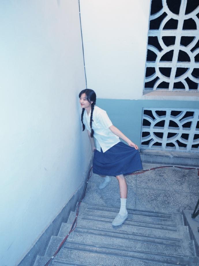 孙千给费霓的新婚祝福 孙千给费霓的新婚祝福，真的是太有心了呀，并且还晒出了新婚的