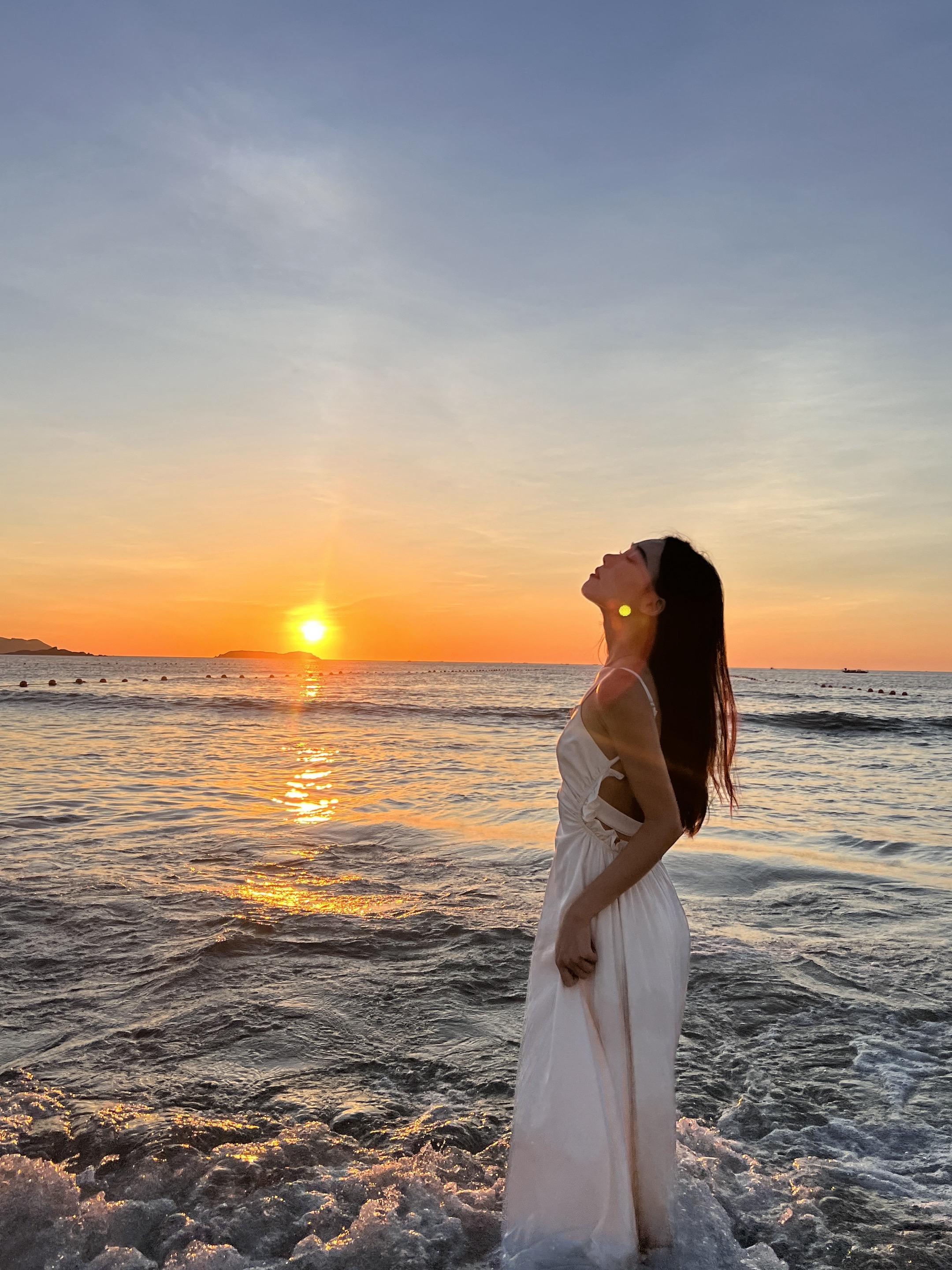 是好是坏 这一年也要接近尾声 明年又会是什么样的剧本呢