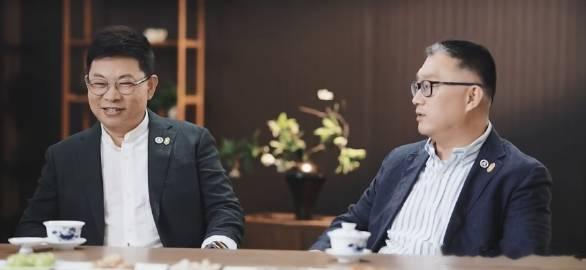 余承东和上汽总裁贾健旭聊了下尚界的由来和发展，来看下他们聊了哪些有意思的内容：