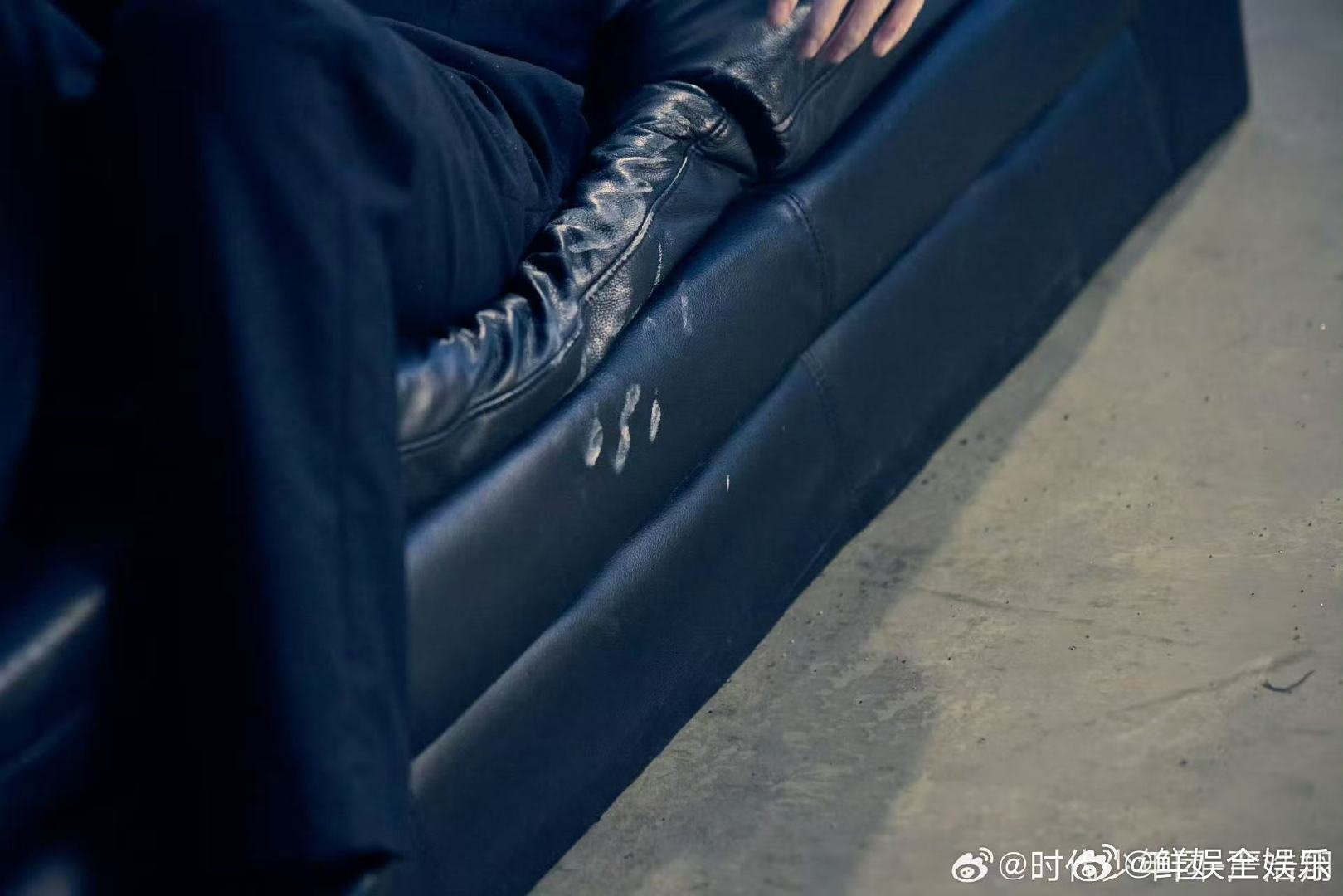 严浩翔分享新歌进度严浩翔给大家看一点点MV剧透严浩翔透露自己的新歌造型了严浩翔剧