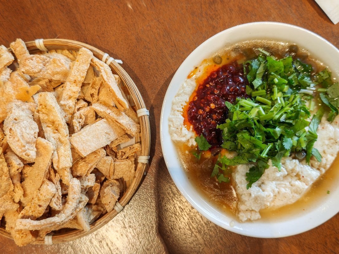 饿了，来碗豆花[抱一抱] ​​​