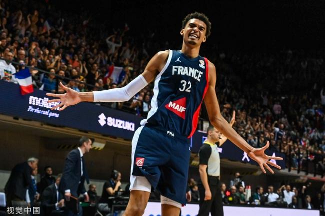 新王易主？连续7年无球队卫冕纪录仍将延续？
本赛季卫冕冠军雷霆虽是头号热门，但季