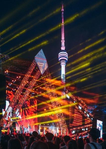 风向变了！美国、德国、法国、韩国、英国、加拿大等国媒体纷纷把目光转向了中国武汉。