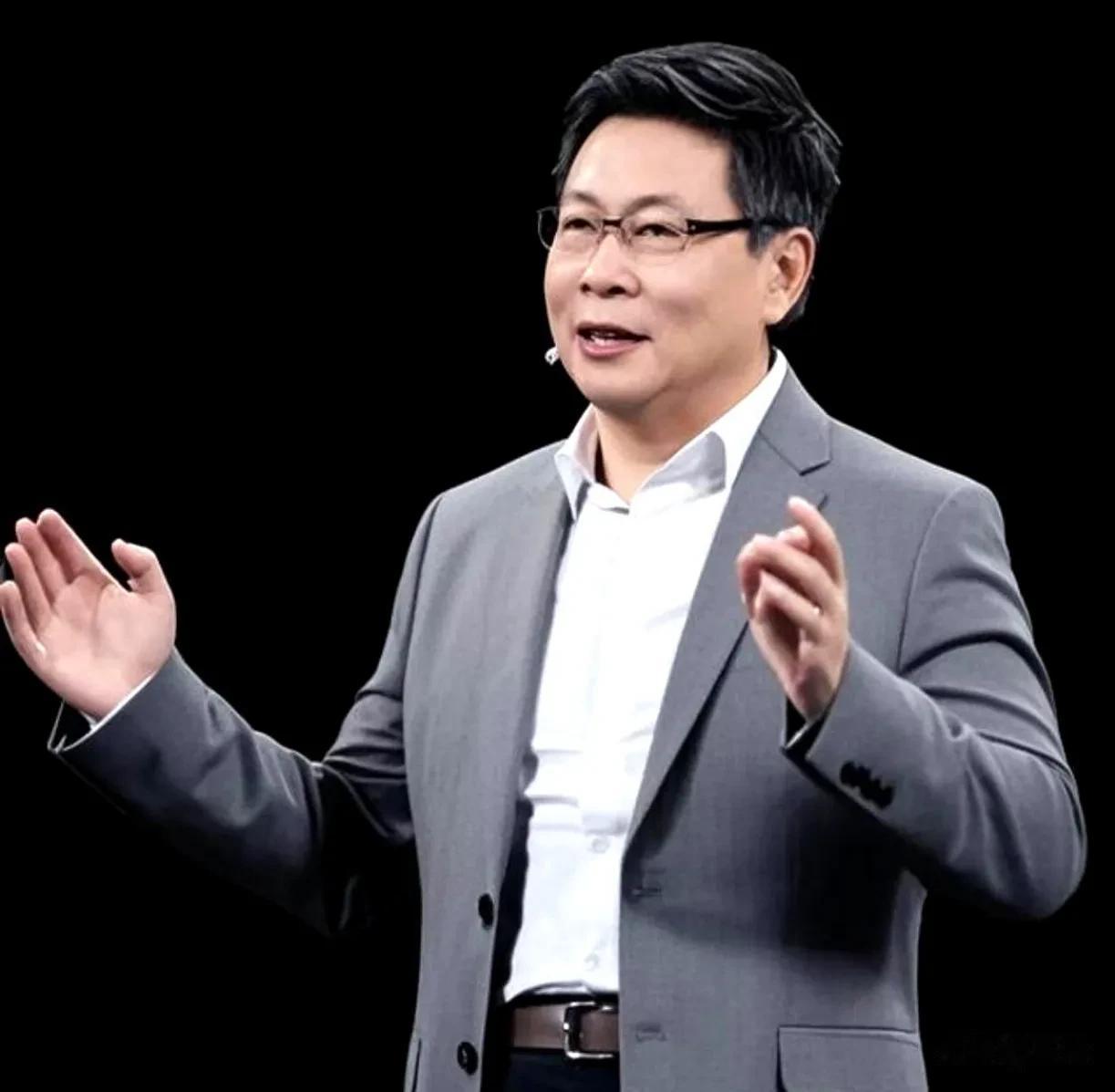 余承东说，赛力斯这几年跟我们合作，能力有了长足的成长，现在他们想自己主导。于是他