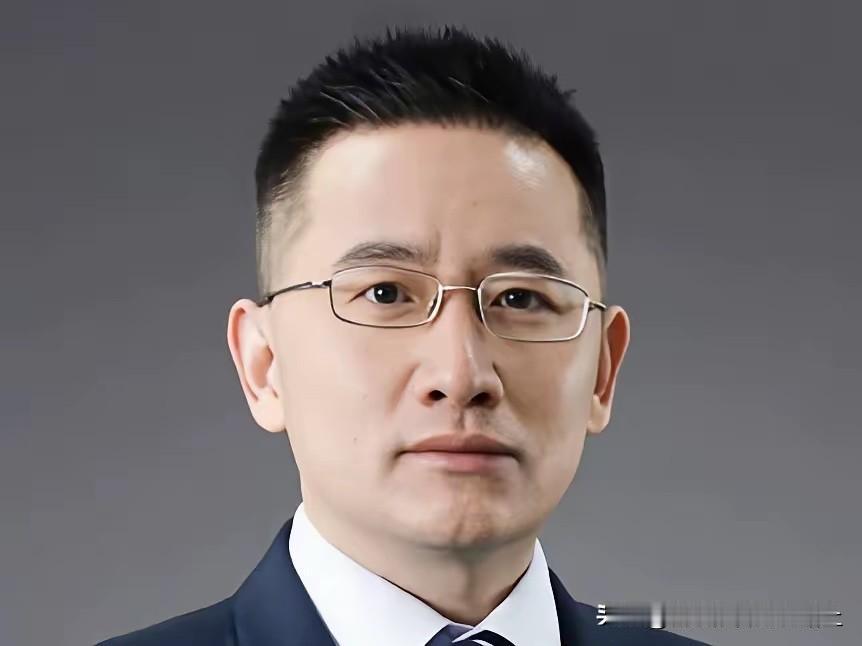 兔子不吃窝边草，古话有道理
湖南省人民医院成为热点！
祖院长的夫人也长的特别好看