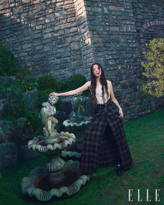 金智秀ELLE12月刊封面 闭年刊美美get✔️ 