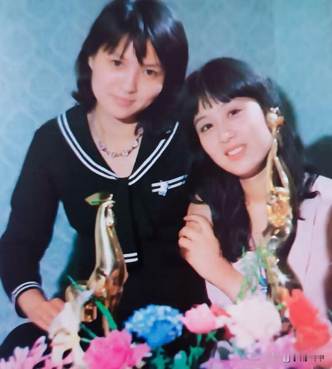 年历片上的李羚吴玉芳、周洁、白灵、姜黎黎、龚雪、罗燕、余娅、黎静、薛淑杰