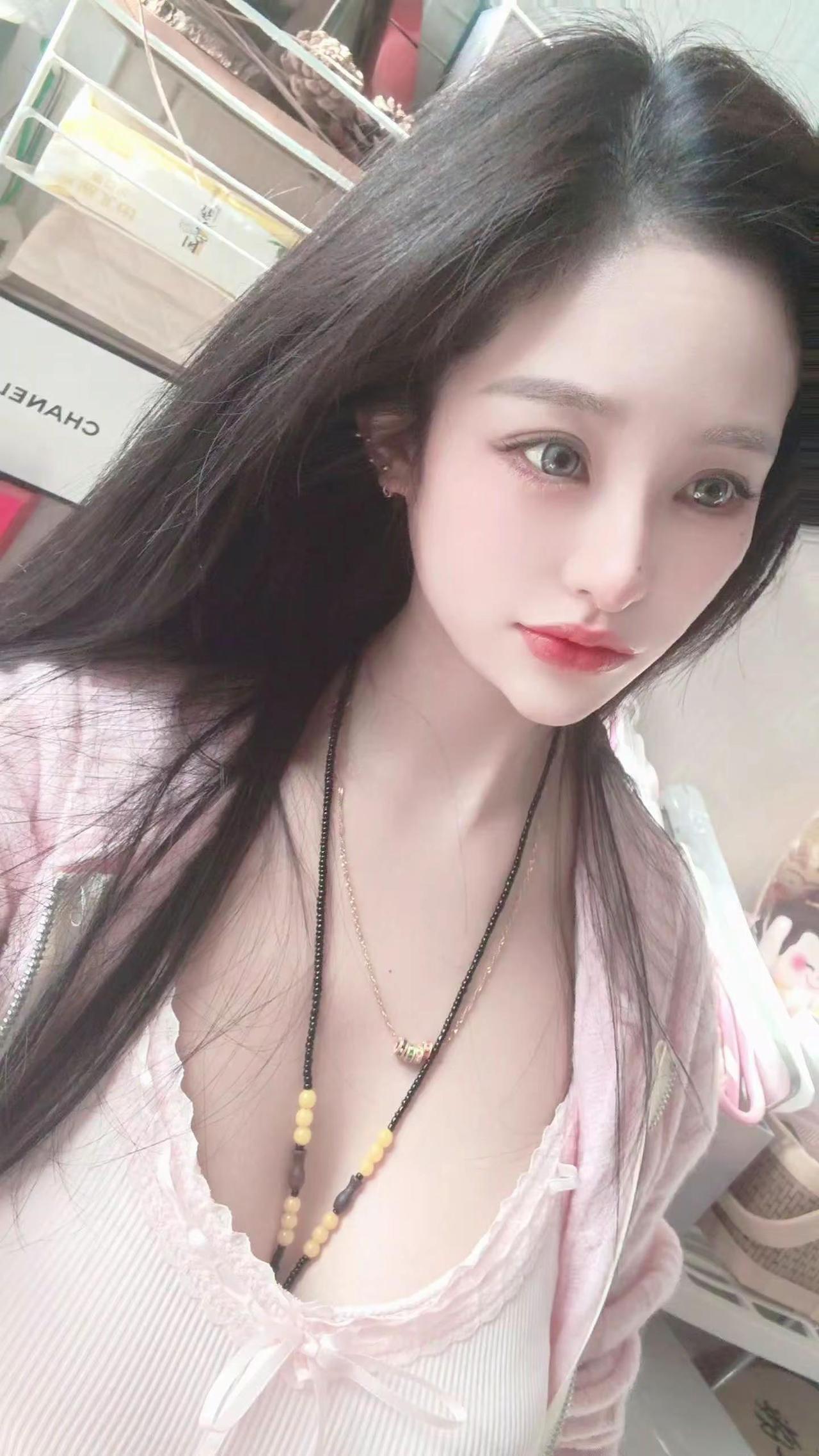 我一直无所求的对你好，并不是我看不出来你那些所谓的手段，只是因为我想你过得好而已