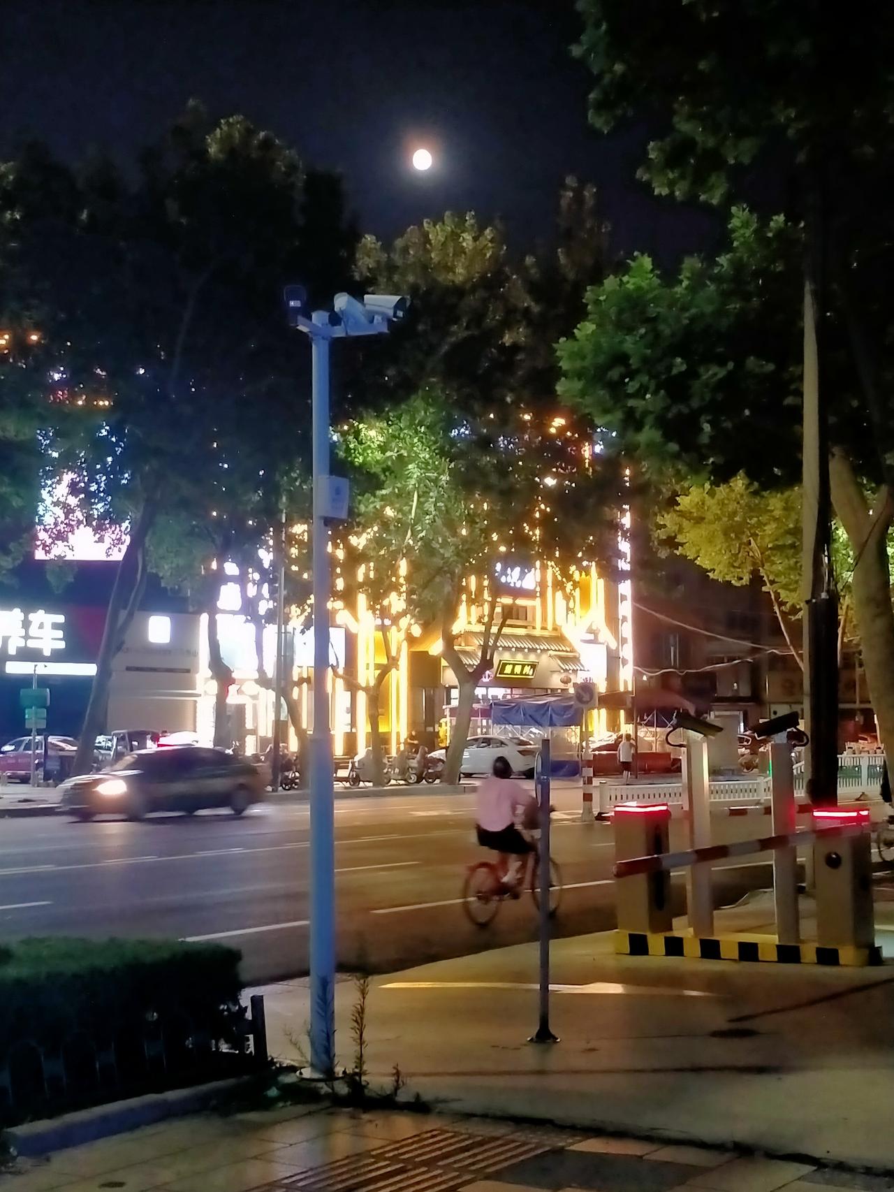 分享一下你随手拍下的照片