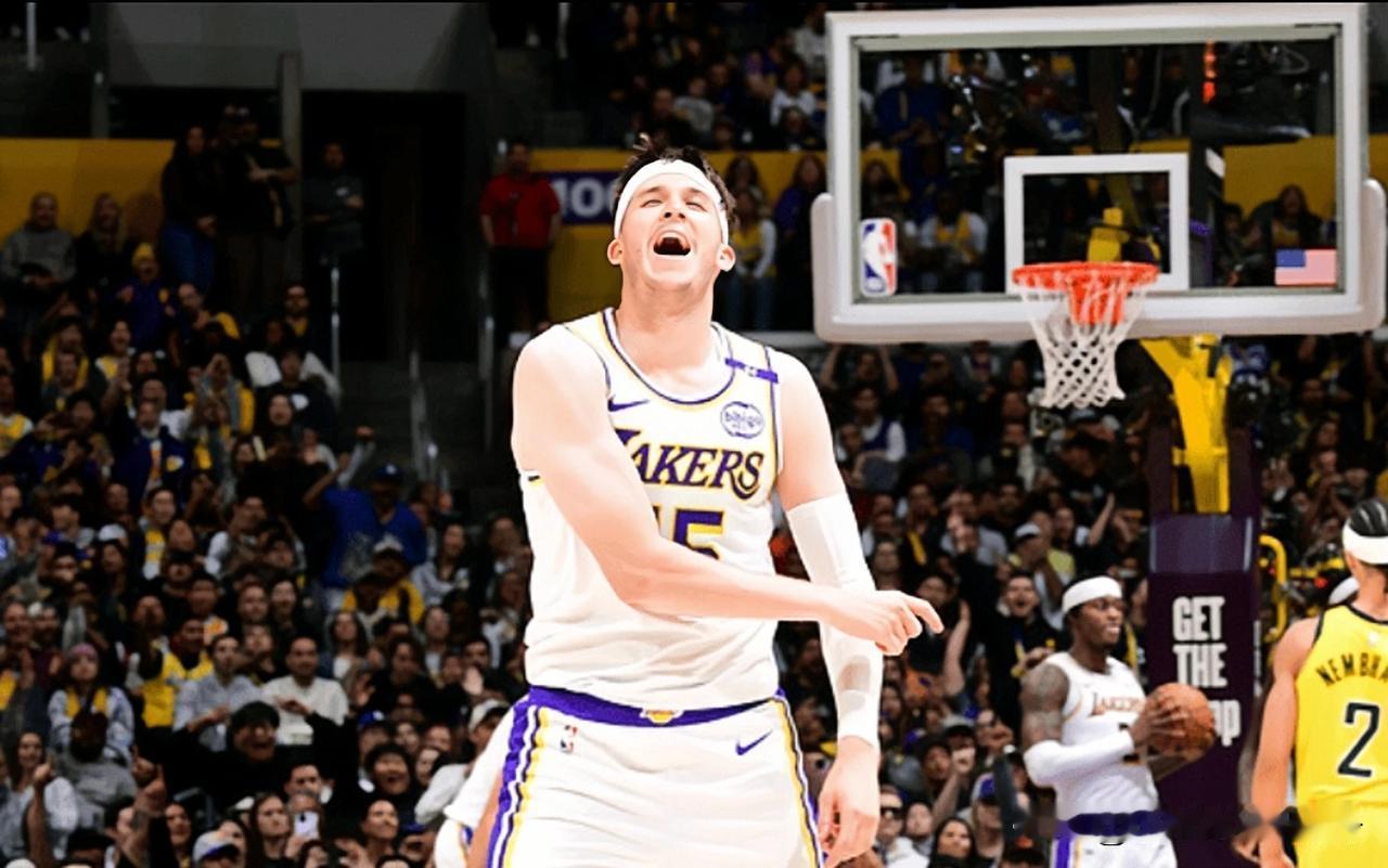 詹姆斯缺席，里夫斯狂砍45分带领湖人轻取步行者，NBA常规赛，湖人主场迎战步行者