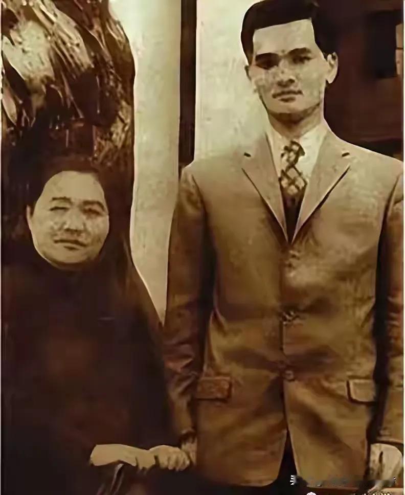 长期持有银行股能不能赚钱？
看看国民党前主席连战的母亲是如何做的。
赵兰坤坚持投