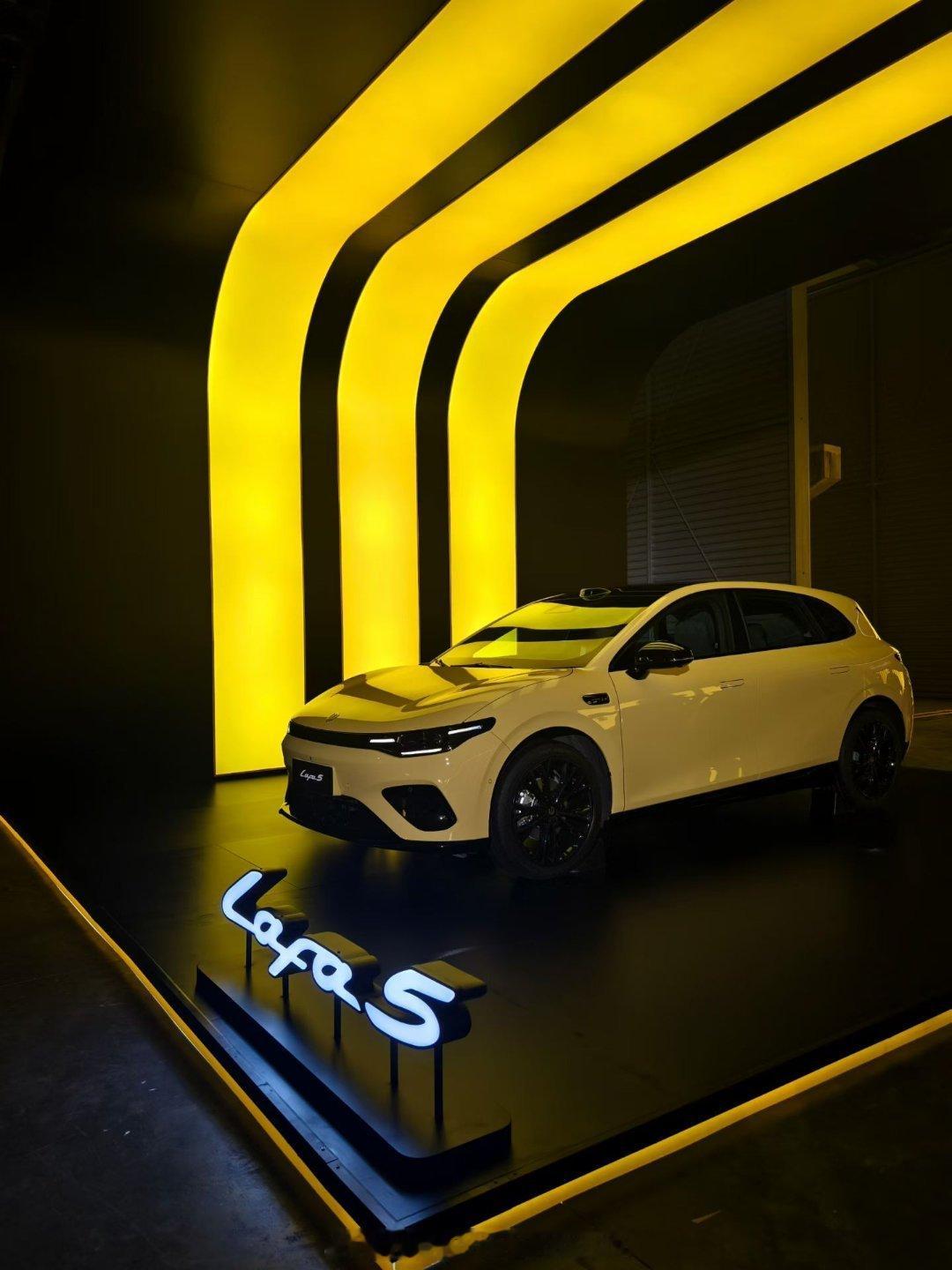 零跑Lafa5预售发布会零跑零跑lafa5 ​​​