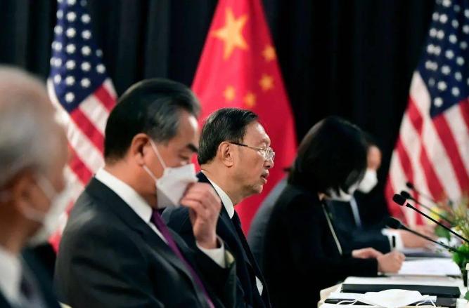 中国发展到今天，应该说国际威望非常高！但是你会发现，各国领袖去美国，是想得到尊重