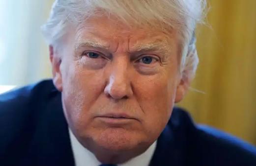 中美分水岭！中国敢登船查美台军火船吗？答案藏在行动里。美国赌中国不敢登船，查运往