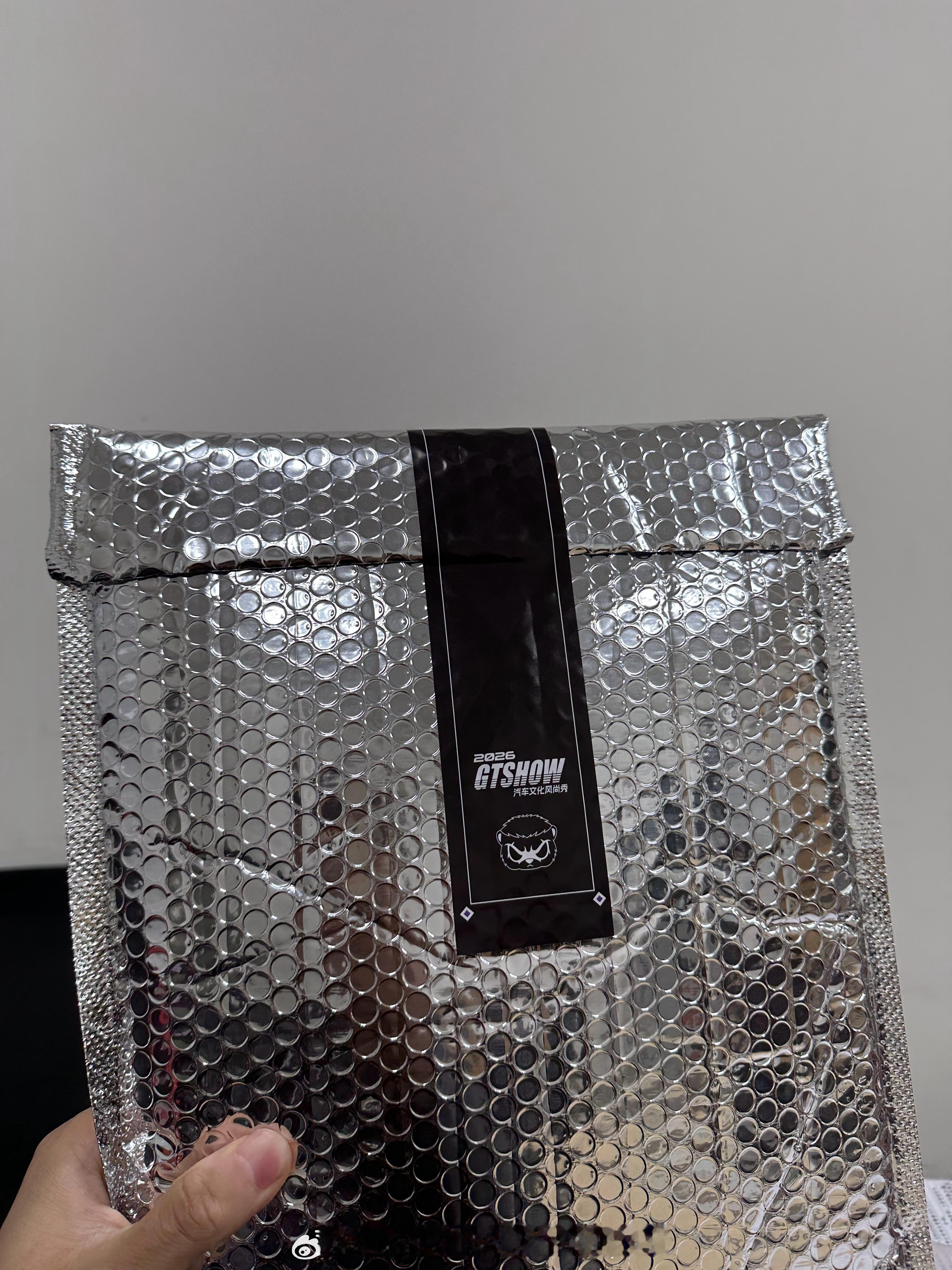 最近都没怎么玩微博，一直忙于工作，这个周末也还是有工作，估计要一直搞到月底GT 