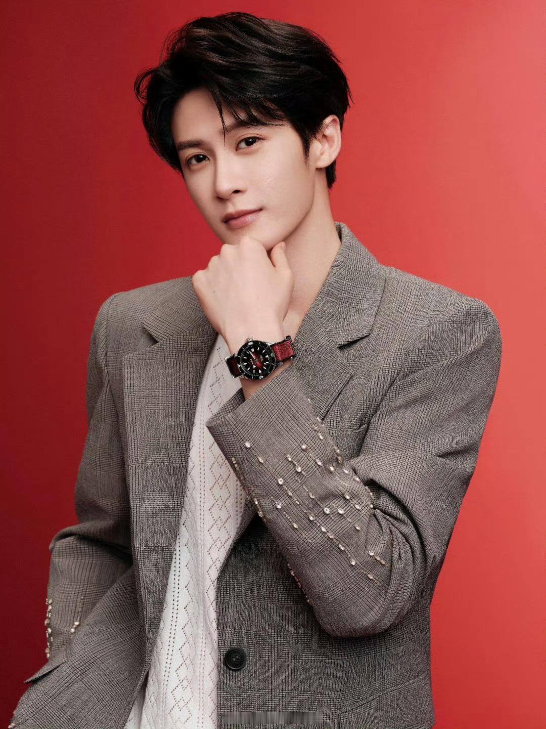 没抢到rado的红包皮，我痛哭，这张图实在是太帅了