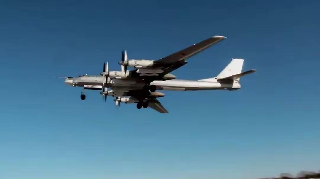 家人们，最近国际局势那叫一个风云变幻！有消息传出来，中俄轰炸机飞临日本附近空域，