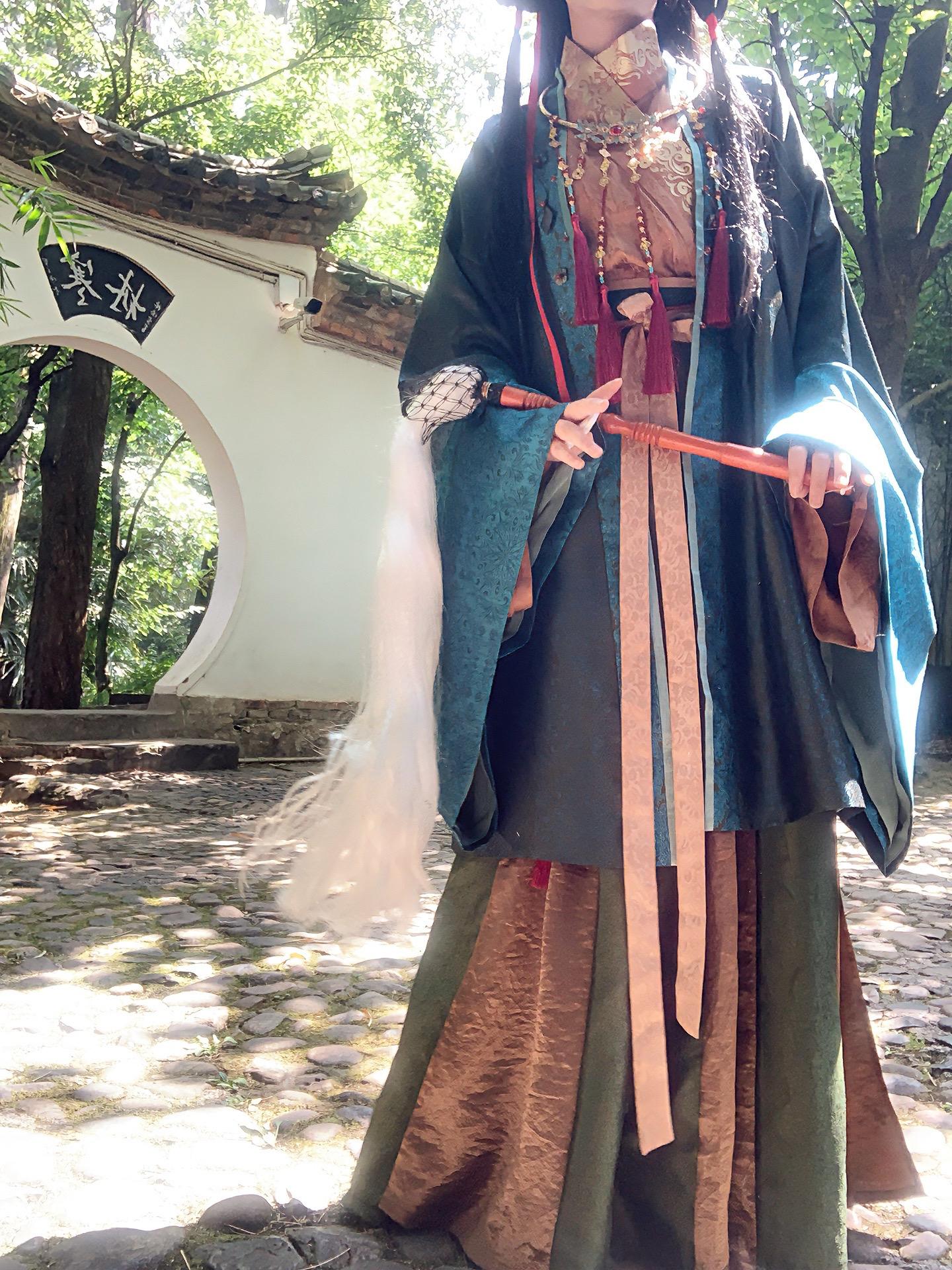 又被神君派下凡的小神