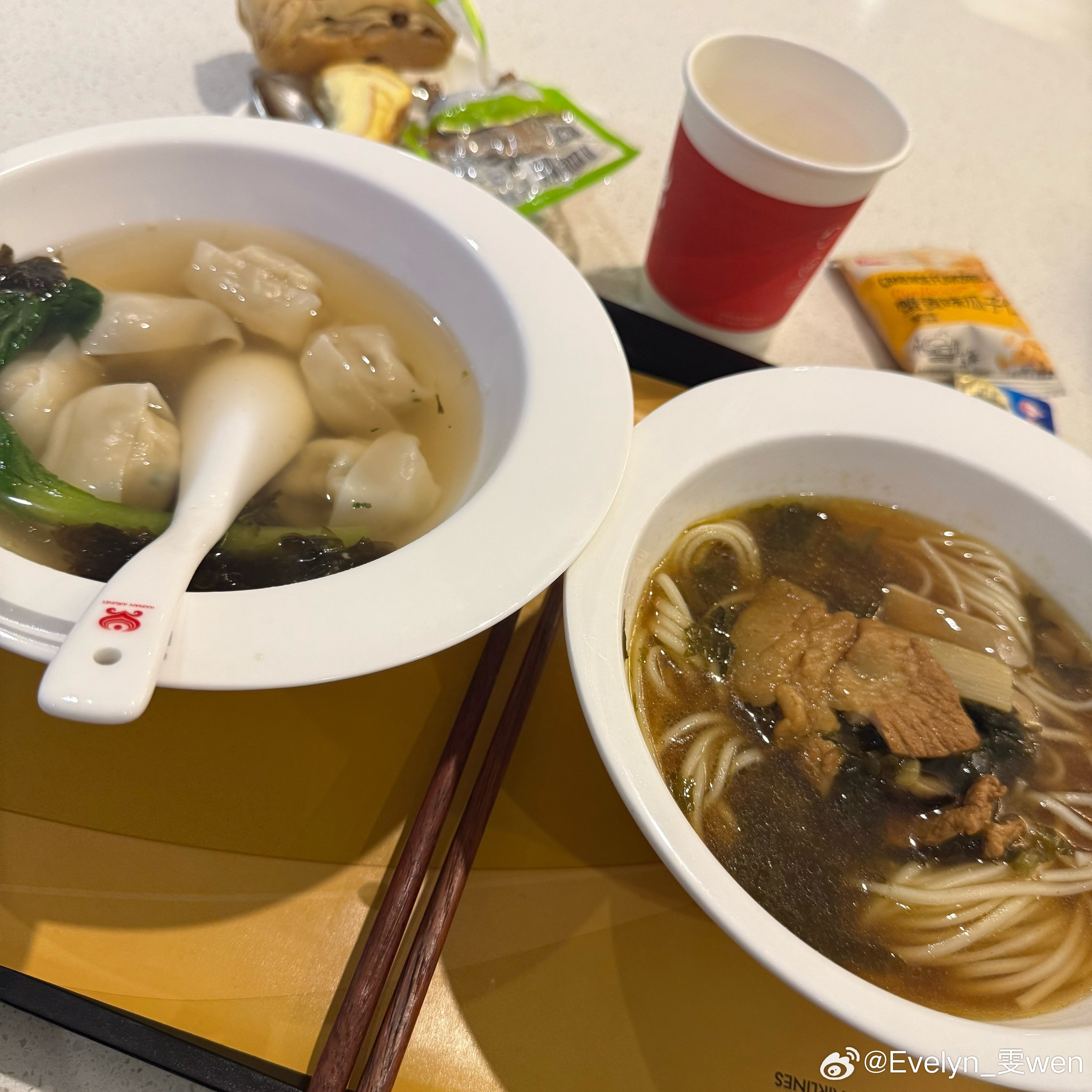 来晚几分钟结果就是没赶上晚餐 进来就看到人在收餐 那我点两份吧