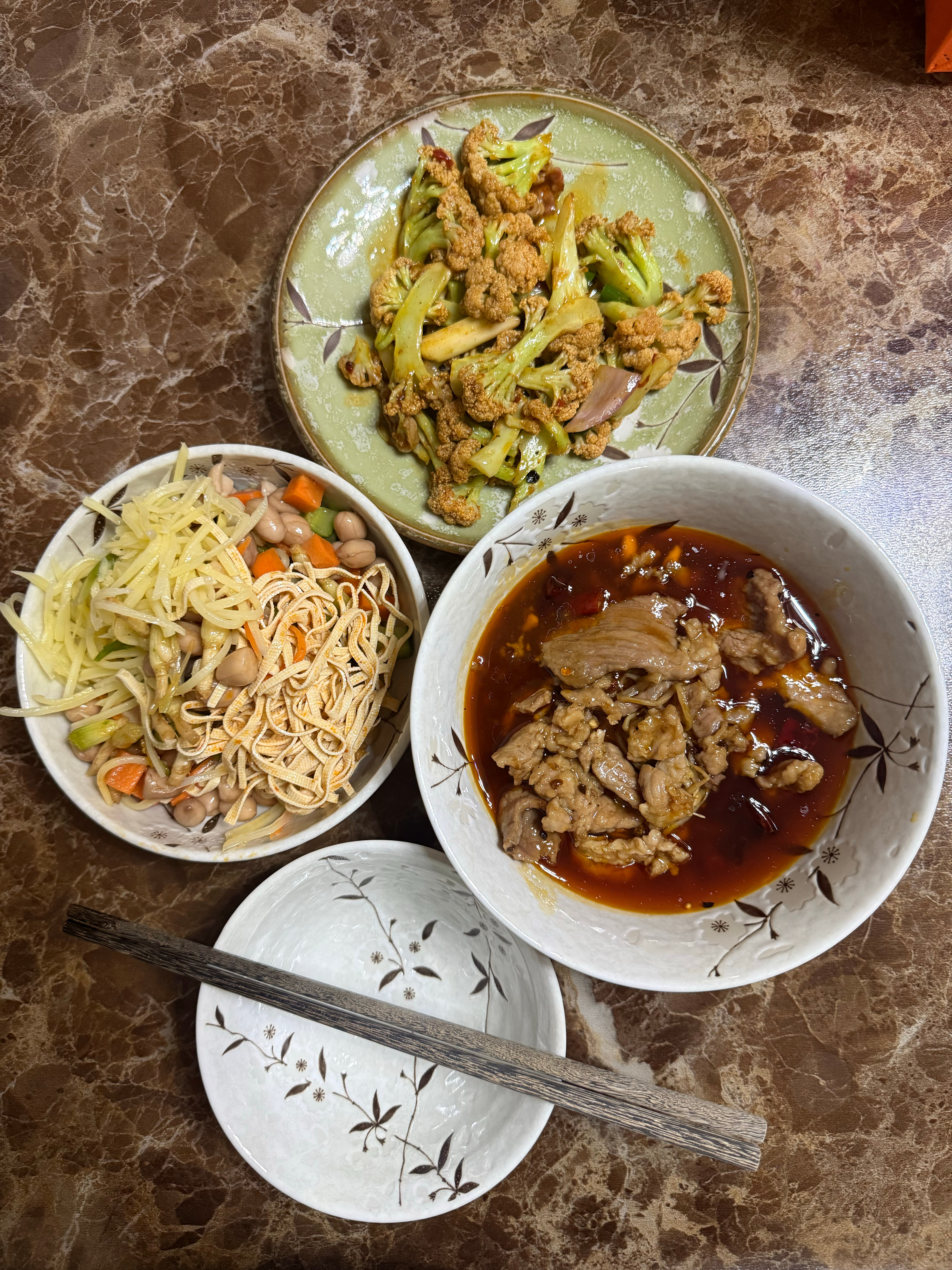 吃点预制菜……[不愧是你] ​​​
