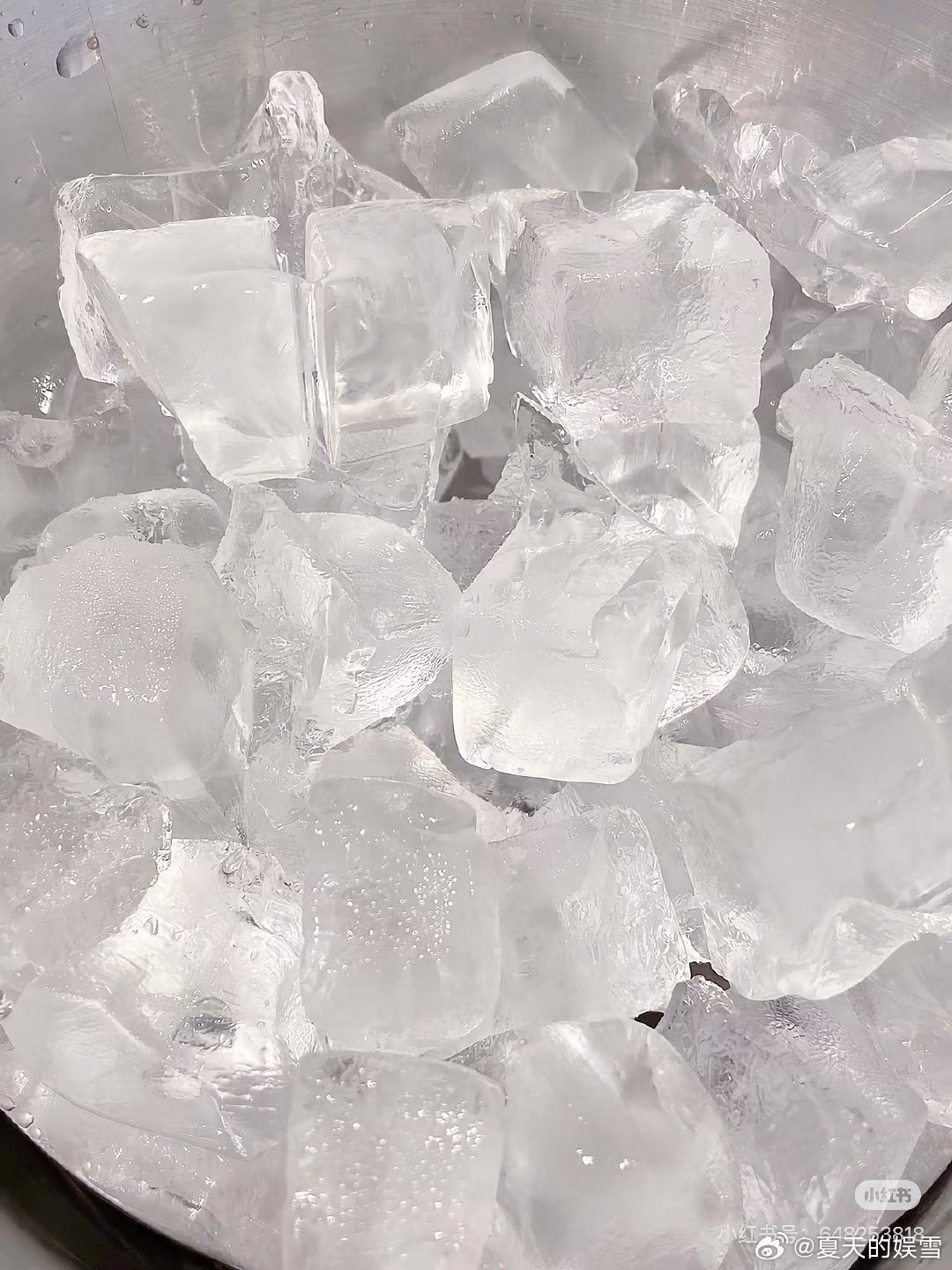 三伏天如何有效降温防暑❄空调温度设置26℃最佳，温差过大进出房间，容易引发热伤风