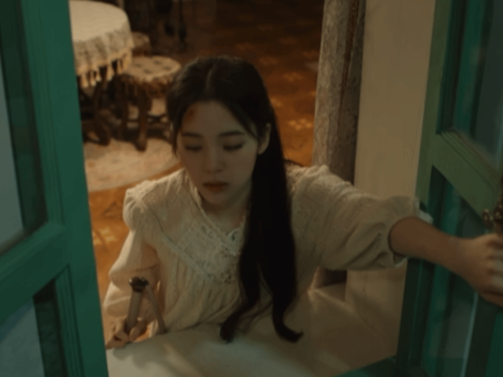 #欧阳娜娜半夜上线追剧#欧阳娜娜真的是走在冲浪的第一线呀，冰雪谣这部电视剧的人物