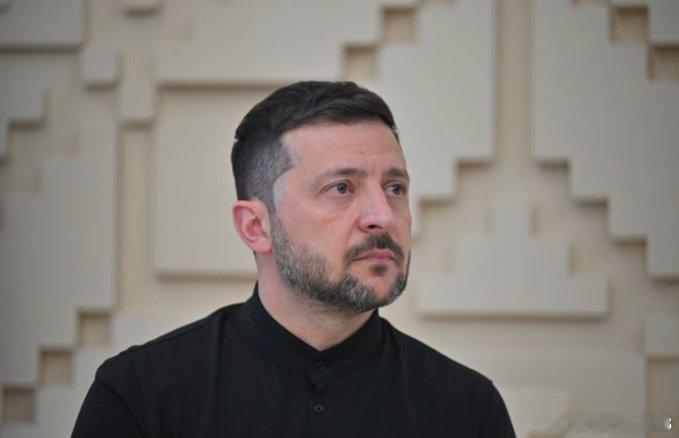 欧媒，泽连斯基尚未看到和平计划的新修正案。由于存在被窃听的风险，国家安全与国防委