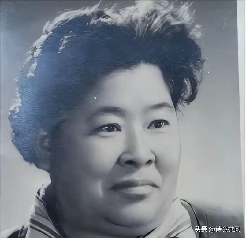 红军女战士单挑土匪黑七，一场比武赢下生死通道
 
1935年，土匪黑七提出要与红