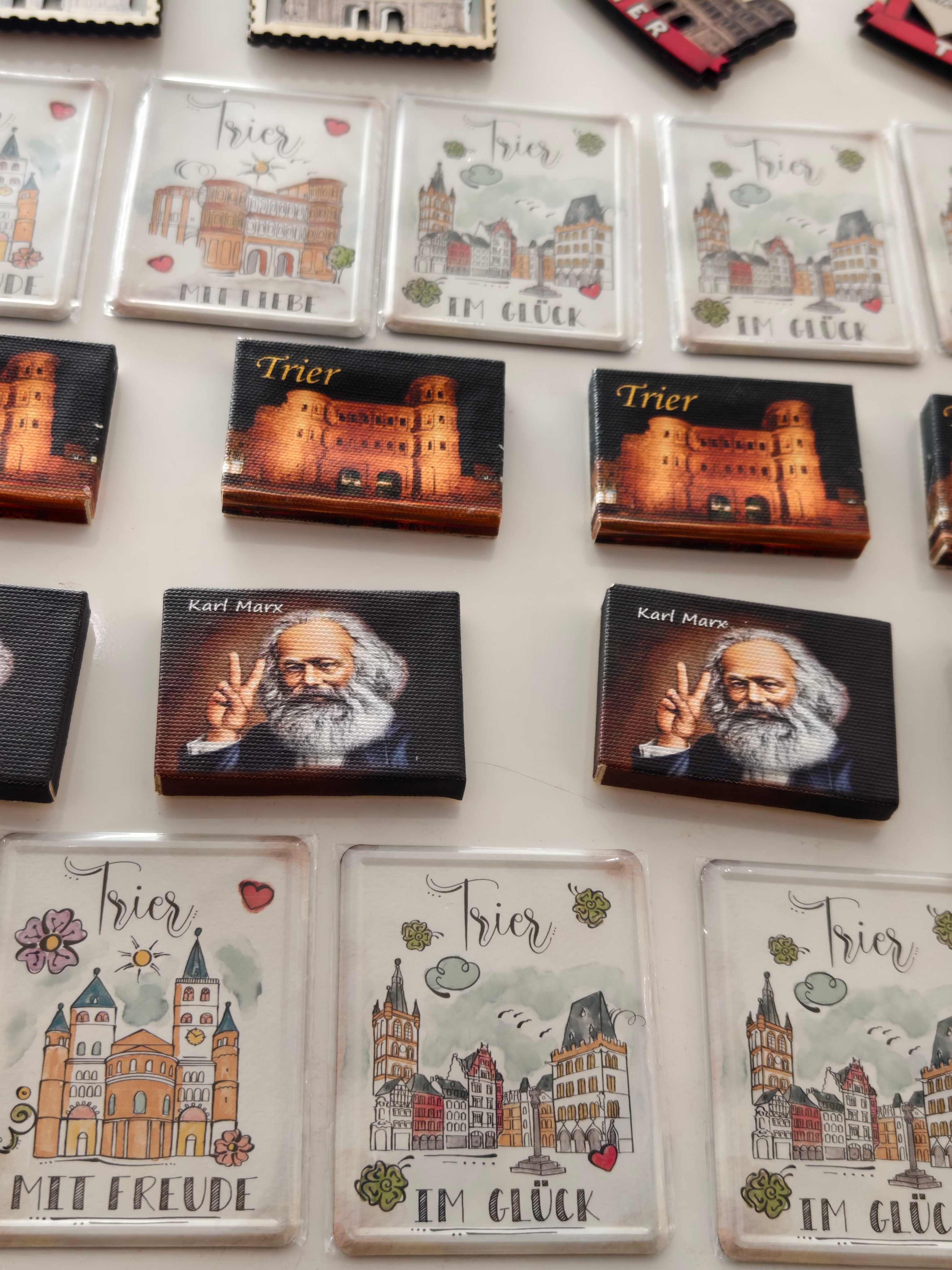 也是看到马克思比耶了