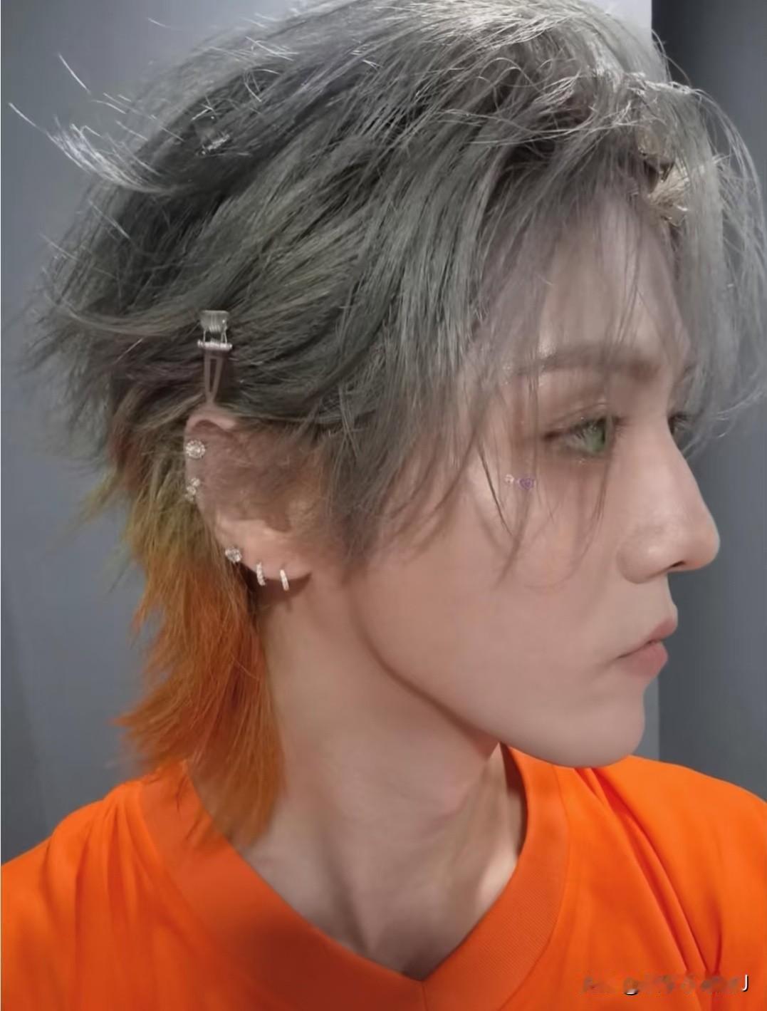 ​​​，从相声演员、到影视演员、到爱豆。iamroosie 鹿晗不得不说，鹿晗不