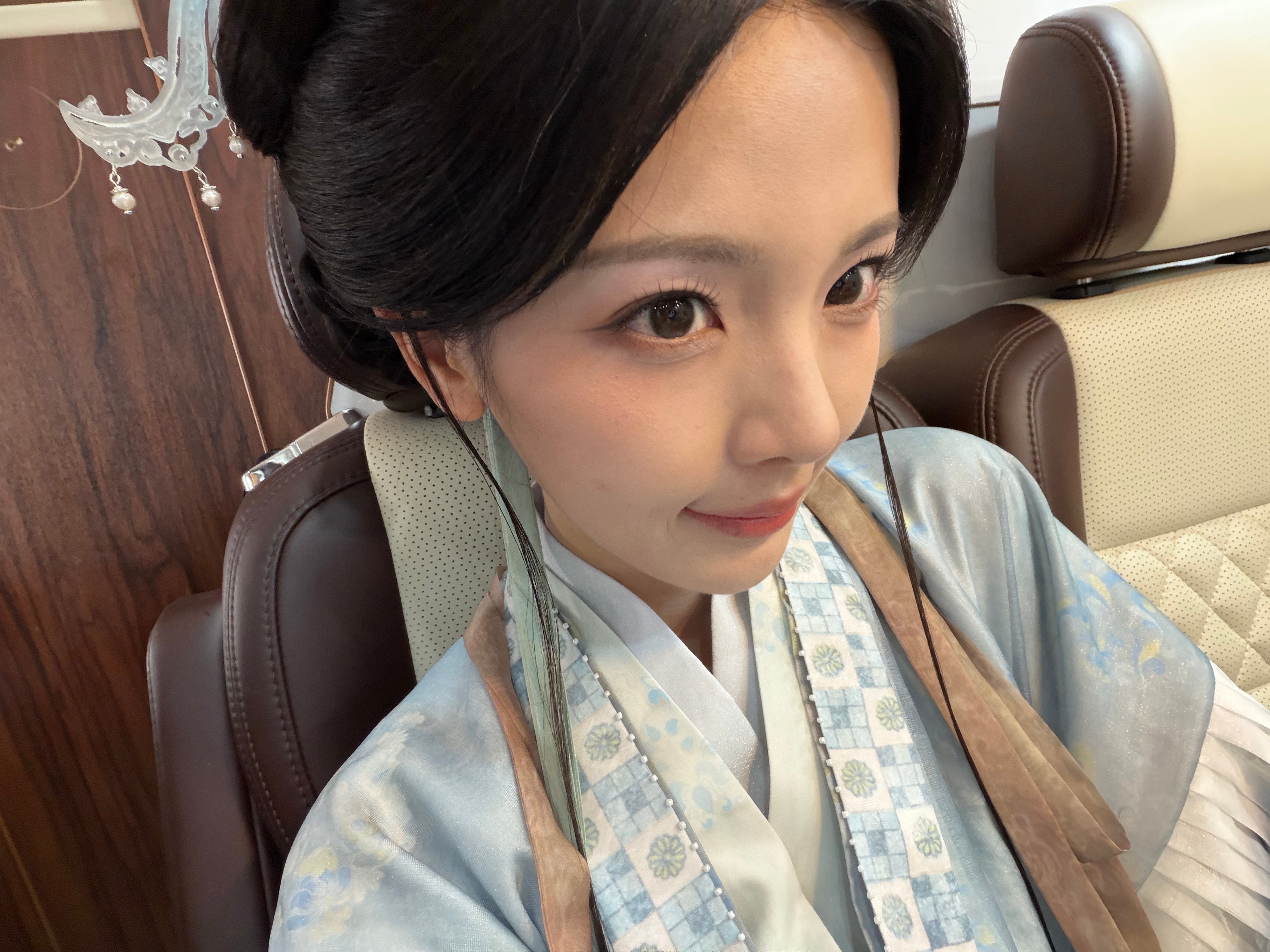 杨超越  260724空降超话 更新杨超越峨眉出妆杨超越古装