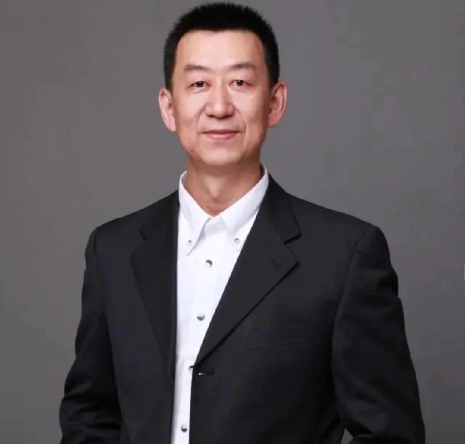 北京协和医院张海敏博士说：
“一激动就掉眼泪的人，
都有一个共同特质，
就是心思