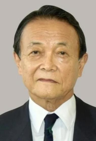 麻生太郎的一句话把中国点醒了！中国如今不光要将目光放在台湾问题上，同时也要把还没