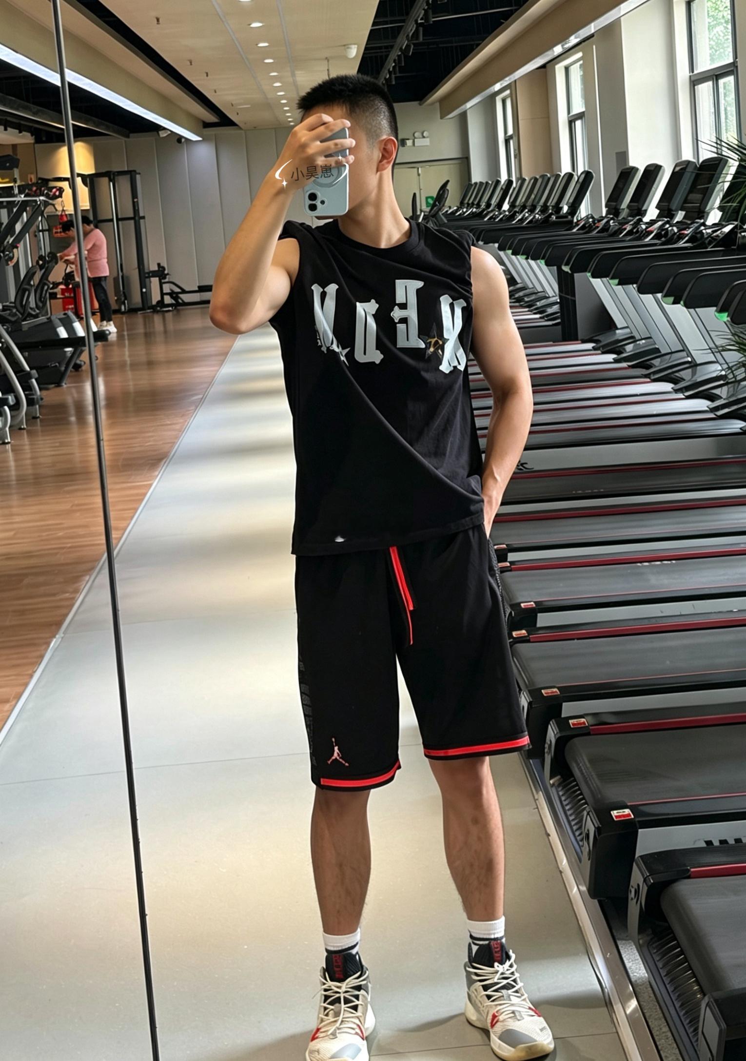 宝宝们喜欢原图还是加滤镜的？ 
