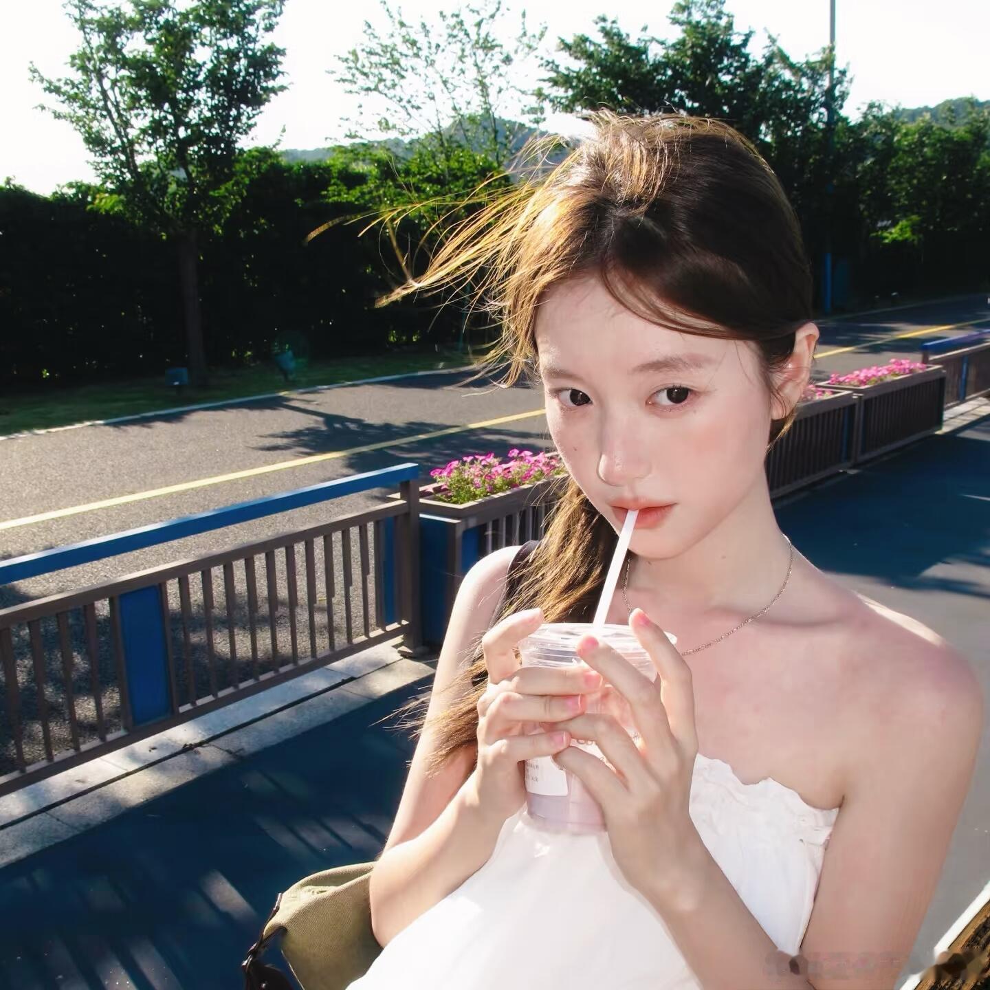 小众女头｜“我爱得很透明 像玻璃” 