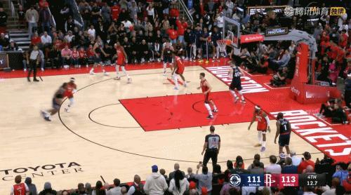 裁判还了一个进攻犯规给火箭，这下快船挑战了，太戏剧性了快船vs火箭