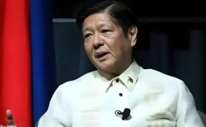 菲律宾倒向了美国，新加坡倒向了美国，柬埔寨倒向了美国，越南也在倒向美国的路上……
