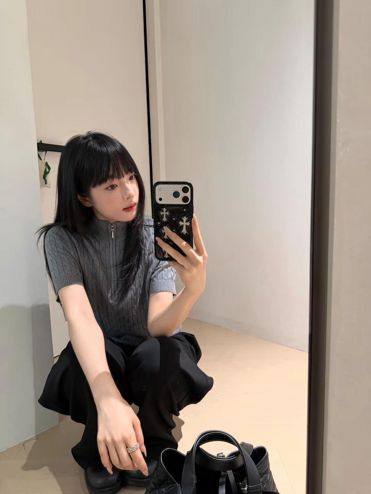 世上无难事只怕有些人。高智感穿搭 ootd我的穿搭日记 出游穿搭 通勤穿搭